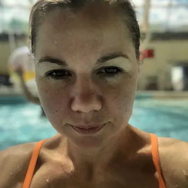 Olga Lukova in the pool